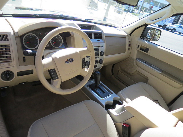 Ford Escape 2012 photo 3