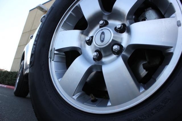 Ford Escape 2012 photo 3