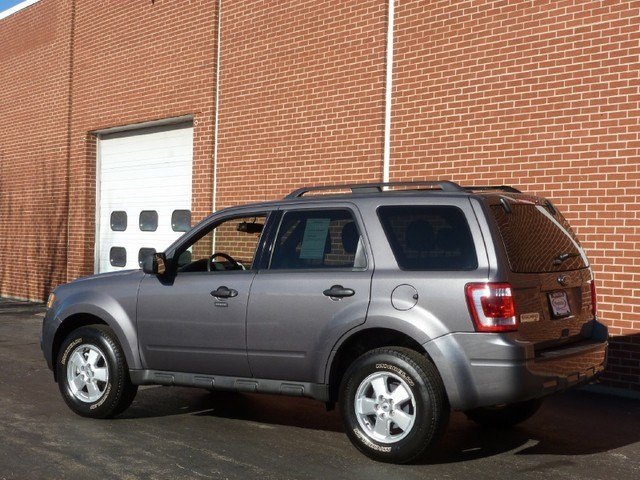 Ford Escape 2012 photo 2