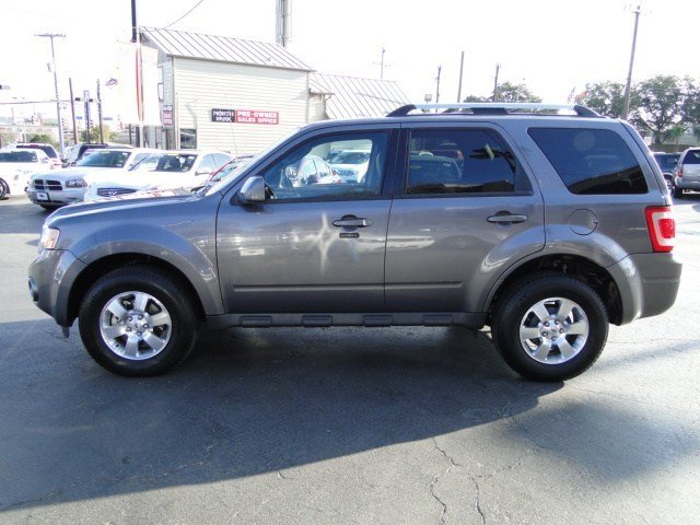 Ford Escape 2012 photo 2
