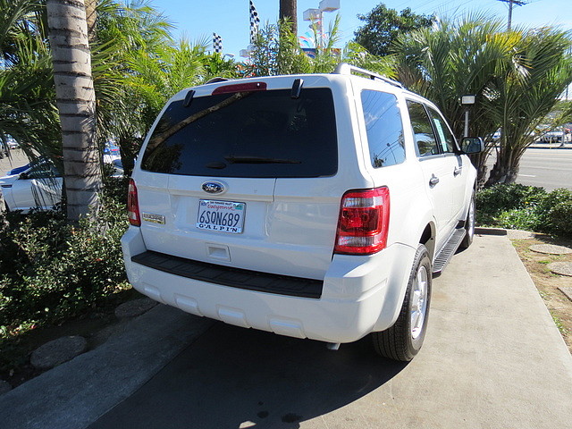 Ford Escape 2012 photo 2