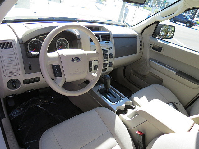 Ford Escape 2012 photo 3