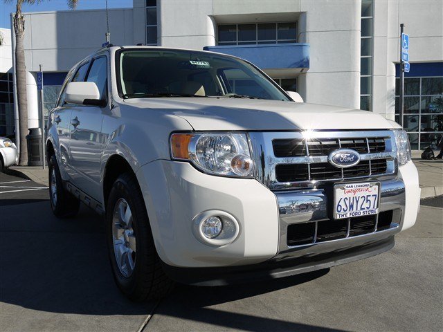 Ford Escape 2012 photo 1