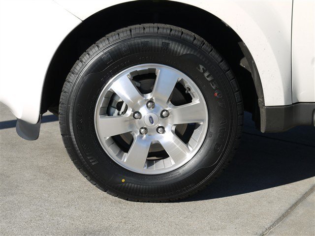 Ford Escape 2012 photo 4