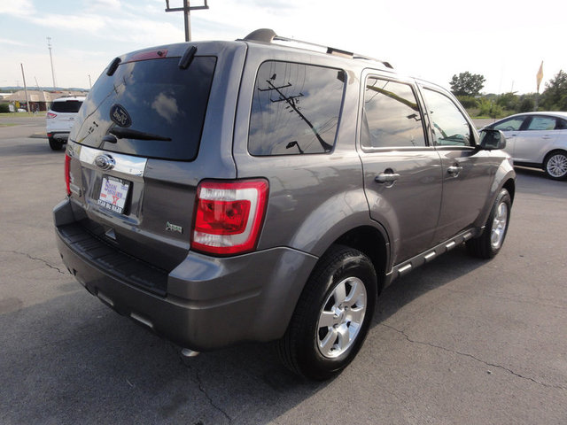 Ford Escape 2012 photo 2