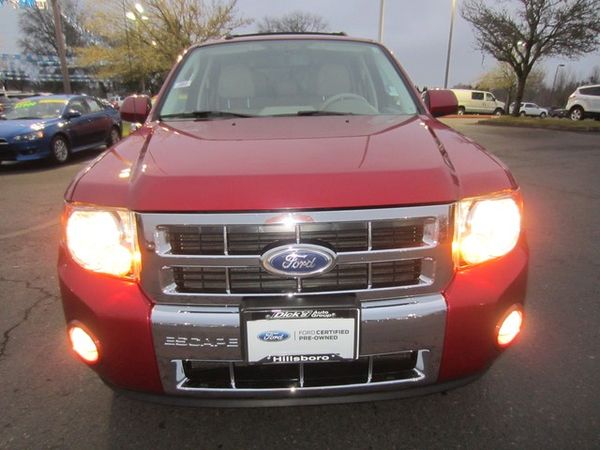 Ford Escape 2012 photo 2