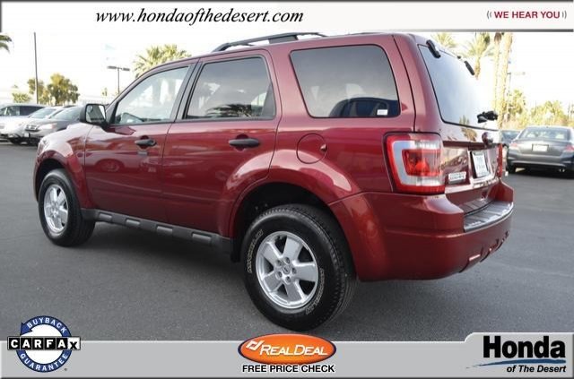 Ford Escape 2012 photo 2