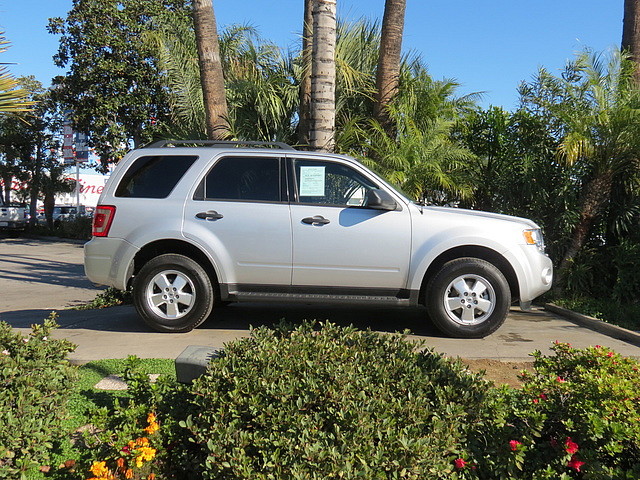 Ford Escape 2012 photo 1