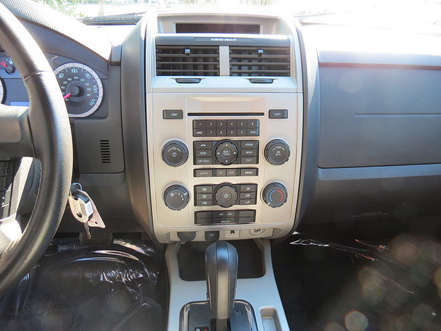 Ford Escape 2012 photo 4