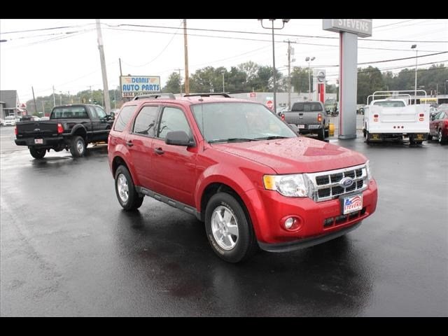 Ford Escape 2012 photo 2