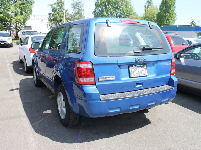 Ford Escape 2012 photo 2