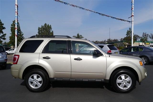 Ford Escape 2012 photo 3