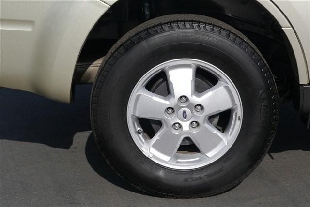 Ford Escape 2012 photo 4