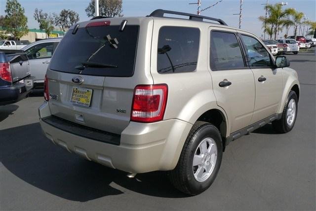 Ford Escape 2012 photo 5