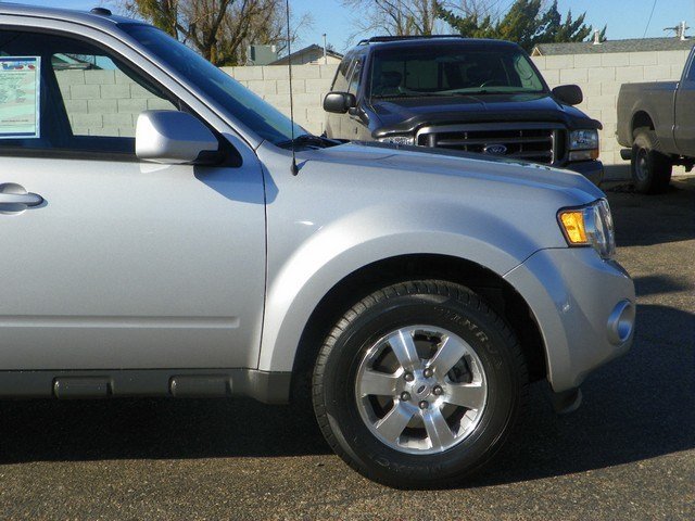 Ford Escape 2012 photo 2