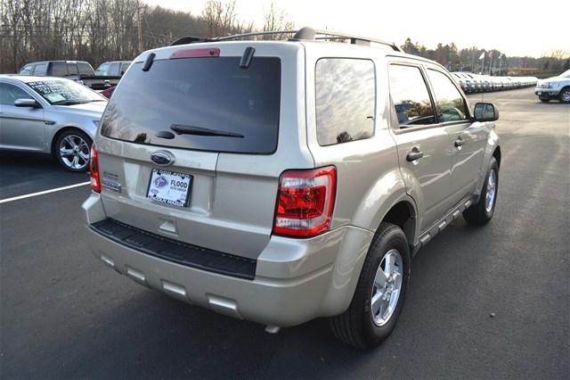 Ford Escape 2012 photo 4