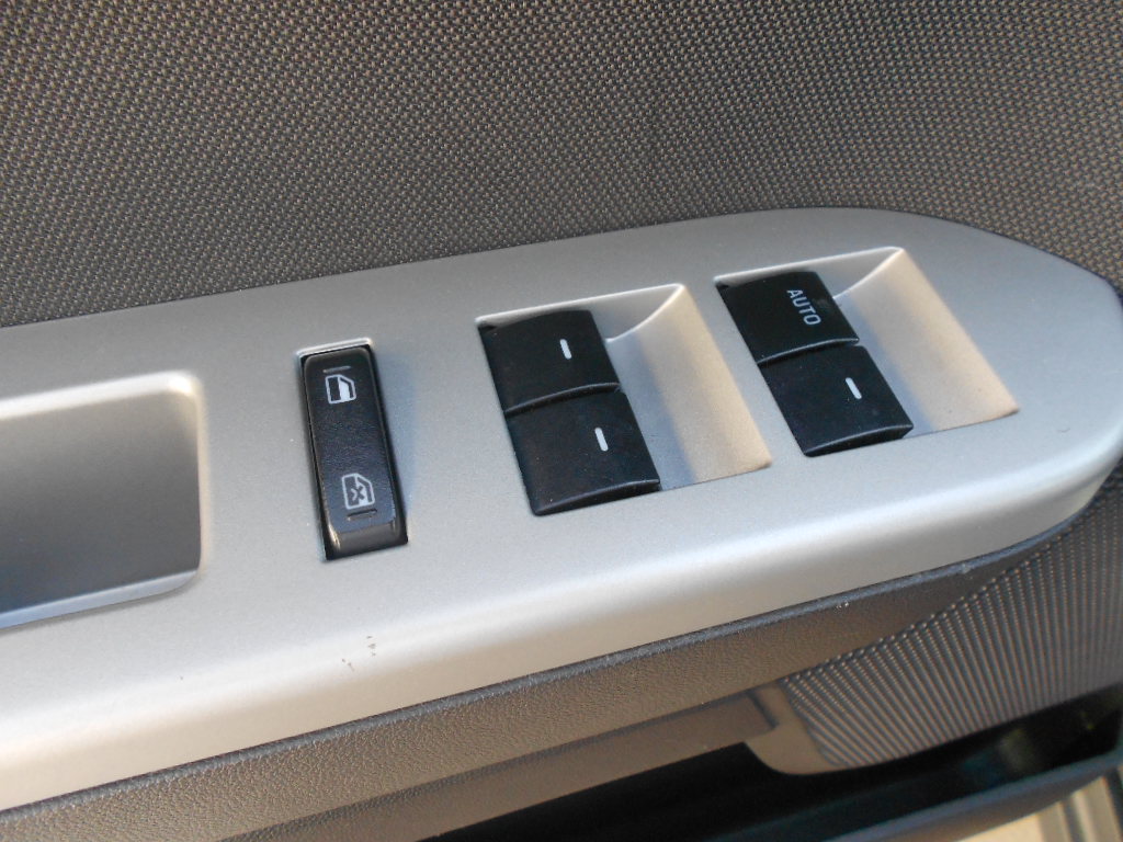 Ford Escape 2012 photo 3