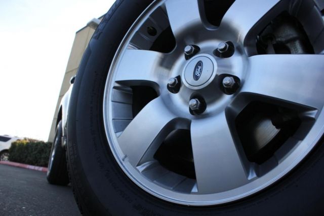 Ford Escape 2012 photo 3