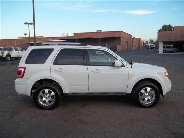 Ford Escape 2012 photo 2