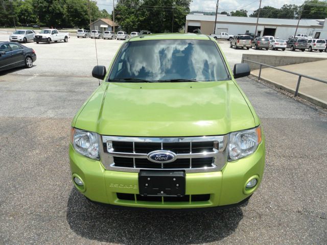 Ford Escape 31 FOOT SUV