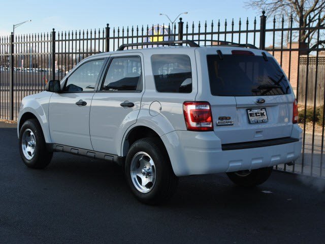Ford Escape 2012 photo 2