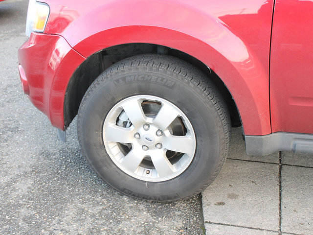 Ford Escape 2012 photo 2