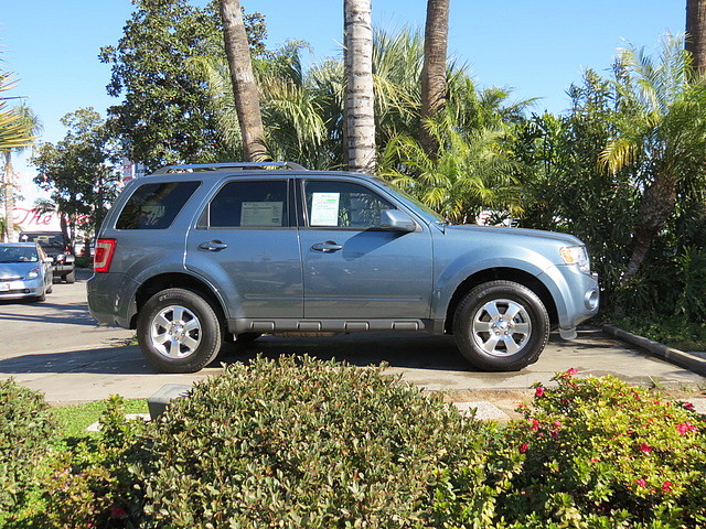 Ford Escape 2012 photo 1