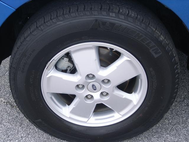 Ford Escape 2012 photo 4
