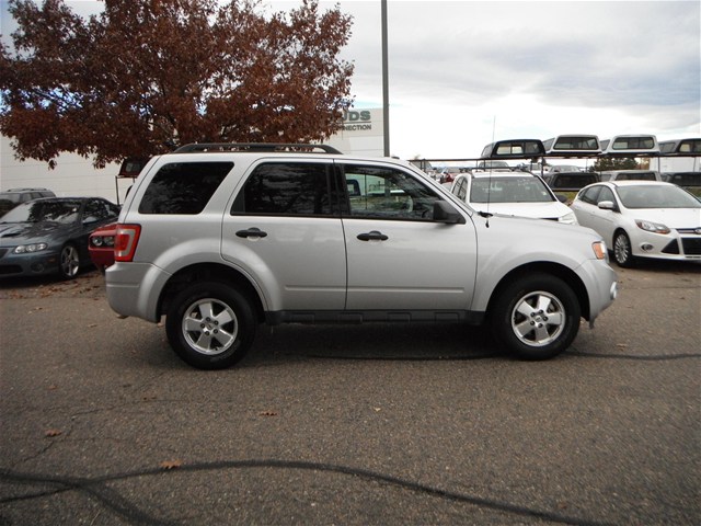 Ford Escape 2012 photo 3