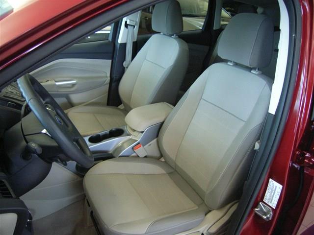 Ford Escape 2013 photo 2