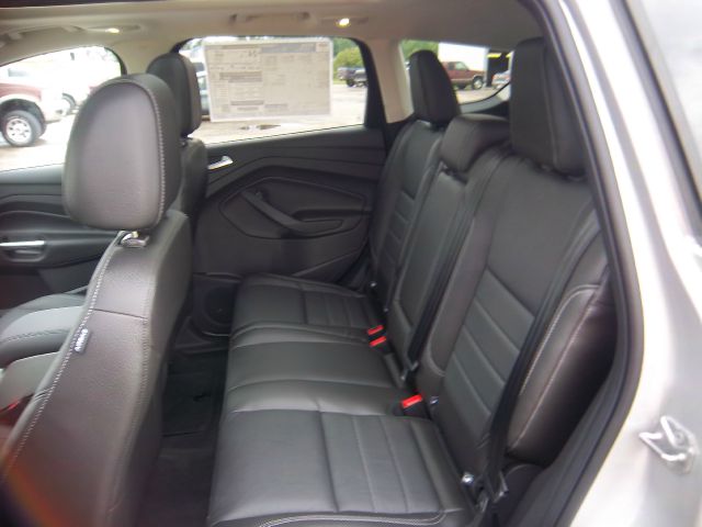 Ford Escape 2013 photo 33