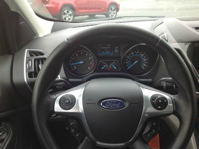 Ford Escape 2013 photo 9