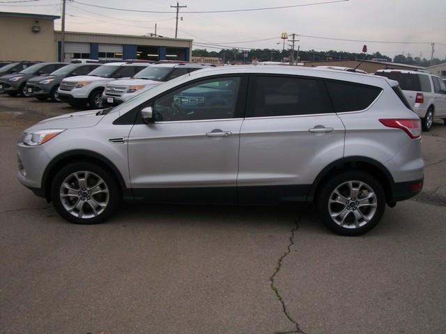 Ford Escape 5XT SUV
