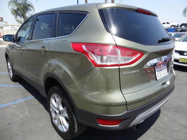 Ford Escape 2013 photo 2