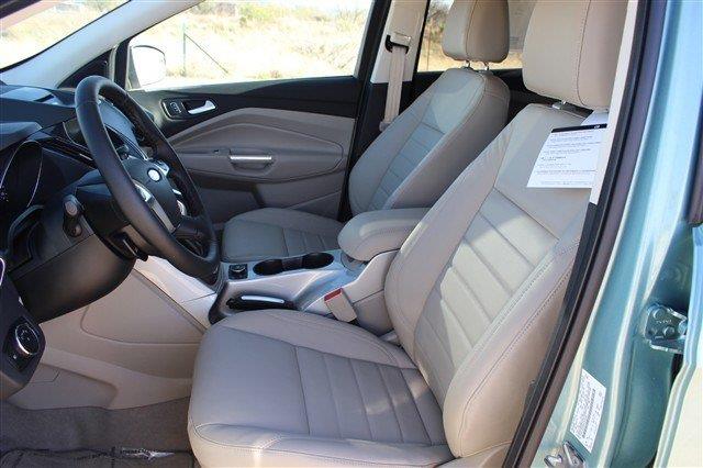 Ford Escape 2013 photo 12