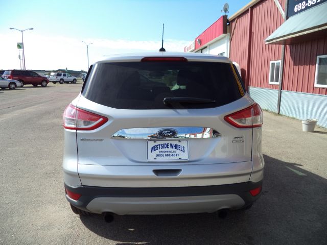 Ford Escape 2013 photo 2