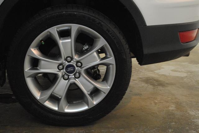 Ford Escape 2013 photo 1