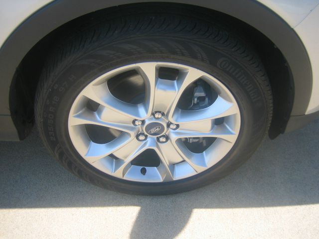 Ford Escape 2013 photo 9