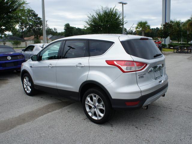 Ford Escape 2013 photo 2