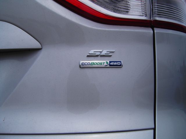 Ford Escape 2014 photo 1