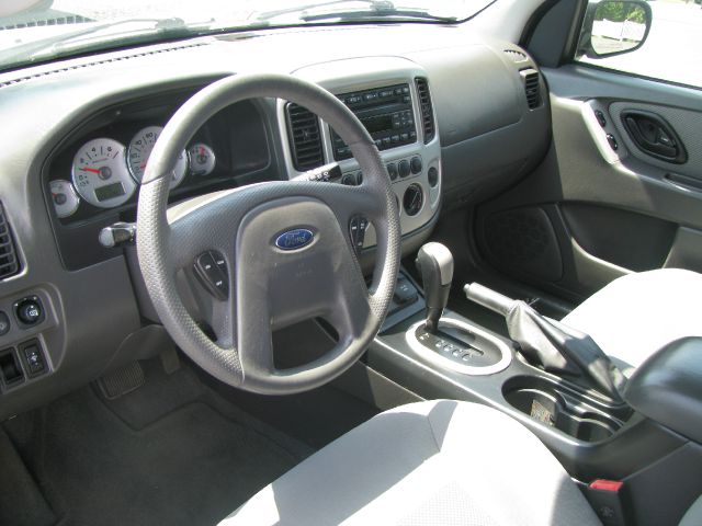 Ford Escape Hybrid Slk55 AMG SUV