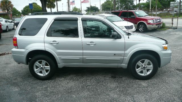 Ford Escape Hybrid Slk55 AMG SUV