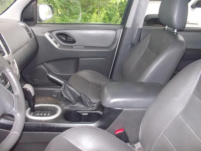 Ford Escape Hybrid ESi SUV