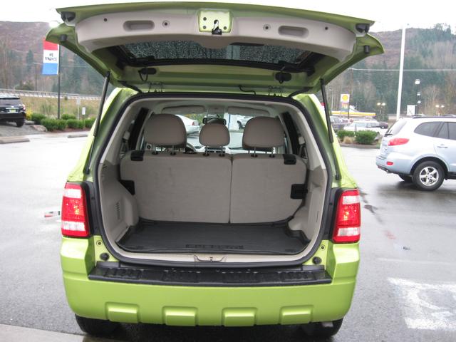 Ford Escape Hybrid 2011 photo 2