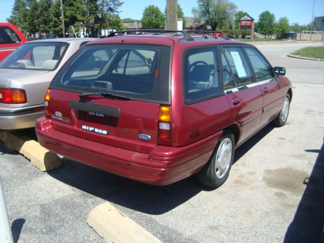 Ford Escort 1994 photo 1