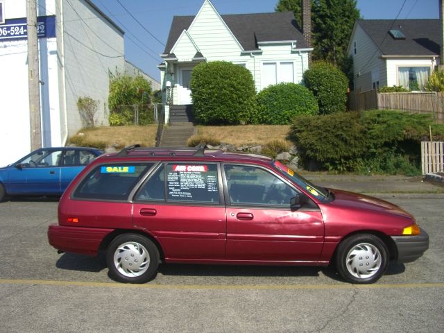 Ford Escort 1994 photo 4