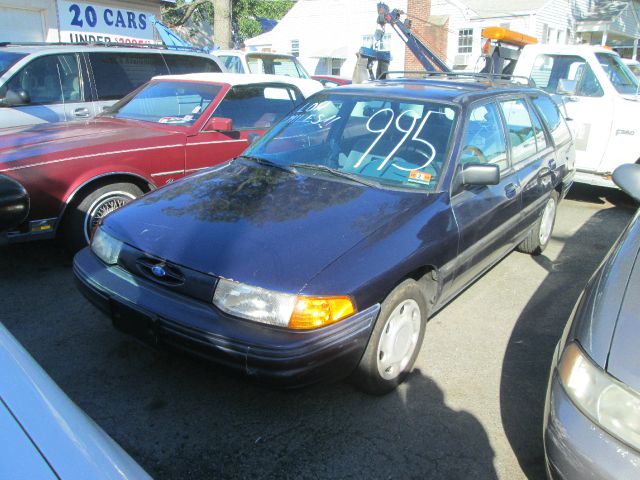 Ford Escort Elk Conversion Van Wagon