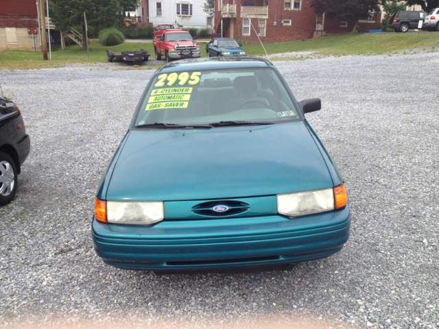 Ford Escort 1995 photo 4