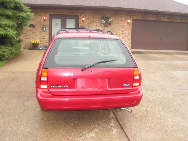 Ford Escort 1997 photo 1