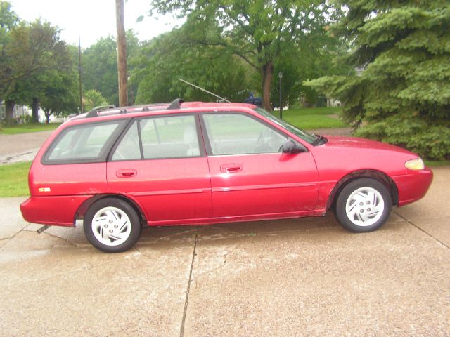 Ford Escort 1997 photo 2